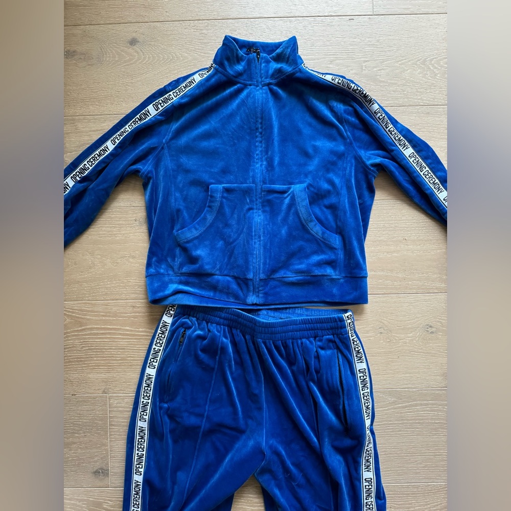 Opening ceremony matching set